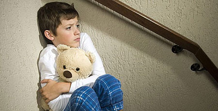 ترس در کودکان,درمان ترس کودکان,نحوه رفتار با کودک ترسو
