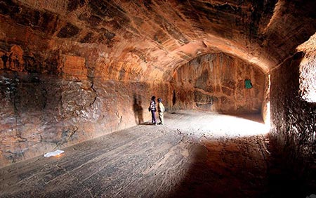 اسرار هند,عجیب ترین اسرار هند,گنج پنهان غارهای سون باندر