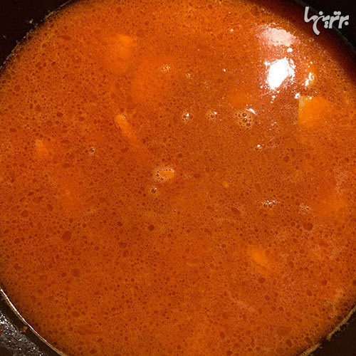 طرز تهیه خورشت هویج با مرغ و آلو، مرحله‌به‌مرحله