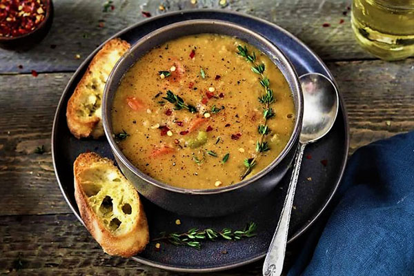 طرز تهیه سوپ نخود مدیترانه ای؛ مناسب این فصل سرد