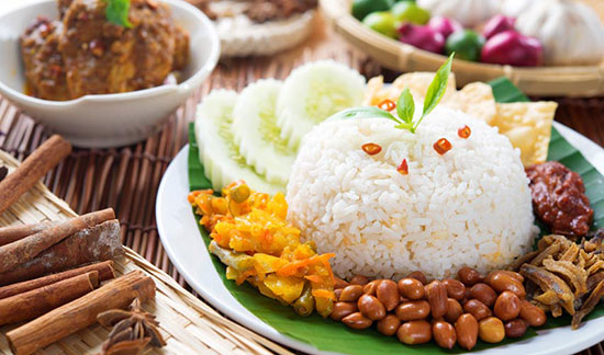 ناسی‌لماک، غذای ملی مالزی