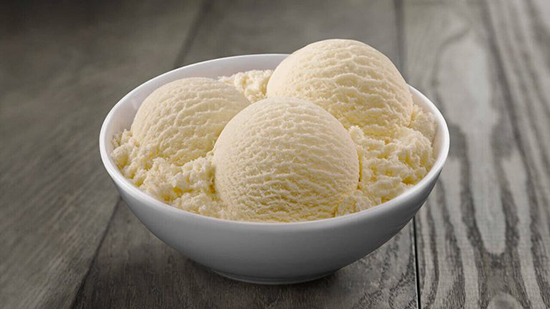 طرز تهیه بستنی وانیلی؛ به‌مناسبت ماه جهانی بستنی