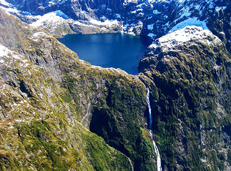 آبشار ساترلاند,عکس آبشار ساترلاند,آبشار ساترلاند در نیوزلند