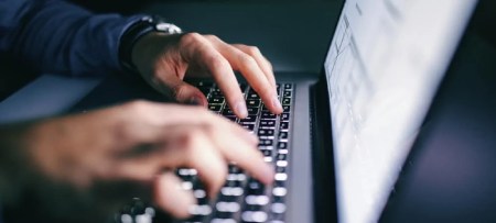 تغییر مکان ذخیره پیش فرض Microsoft Office نحوه تغییر محل ذخیره مایکروسافت آفیس, نحوه تغییر محل ذخیره مایکروسافت آفیس در ویندوز ۱۰, آموزش تغییر محل ذخیره سازی فایل های ورد