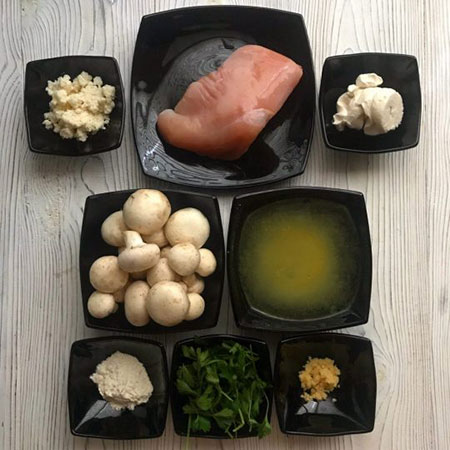 آموزش مرحله به مرحله تهیه خوراک مرغ با سس قارچ آموزش مرحله به مرحله تهیه خوراک مرغ با سس قارچ